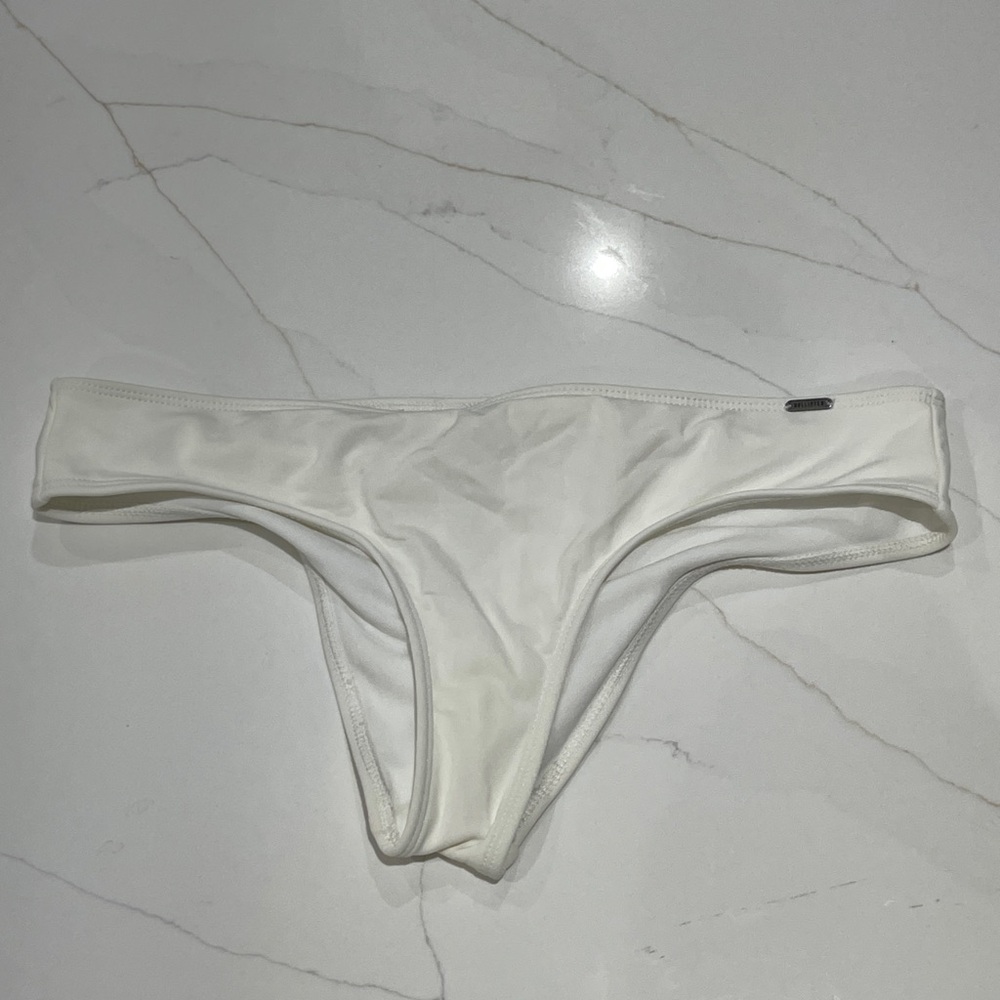 Hollister Classic White Swim Bottom, M